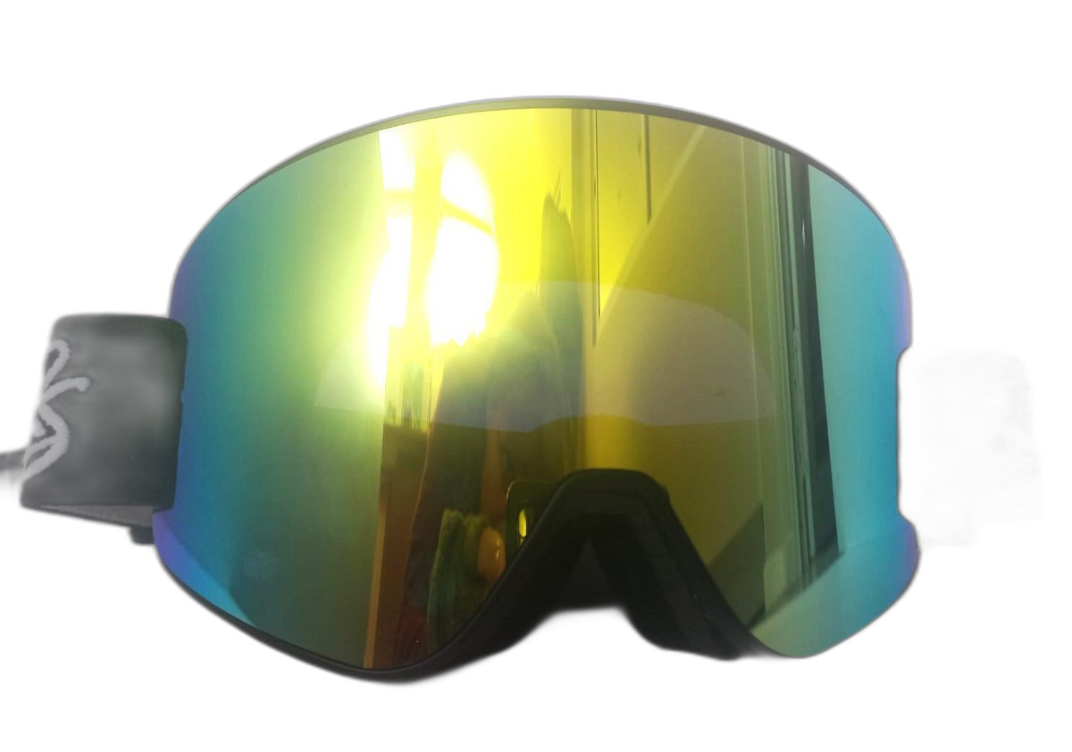 Adult Black Frame Snow Ski Snowboard Goggles (background removed)